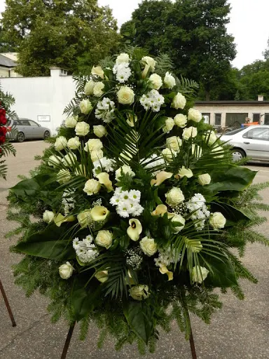 Kwiaciarnia Elusia Warszawa Bródno, Małecka Elżbieta